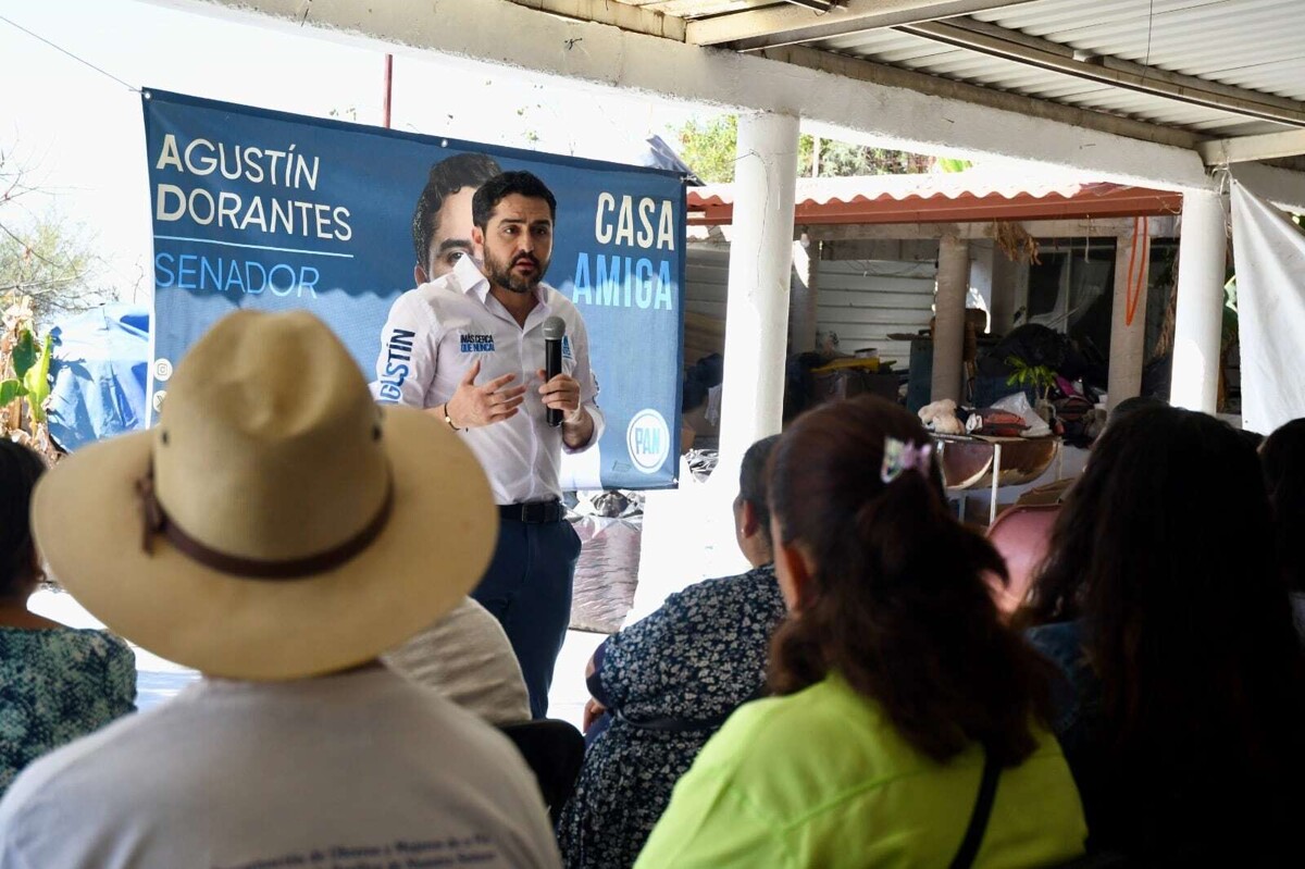 Agustín Dorantes Inaugurates Friendly Houses in Querétaro