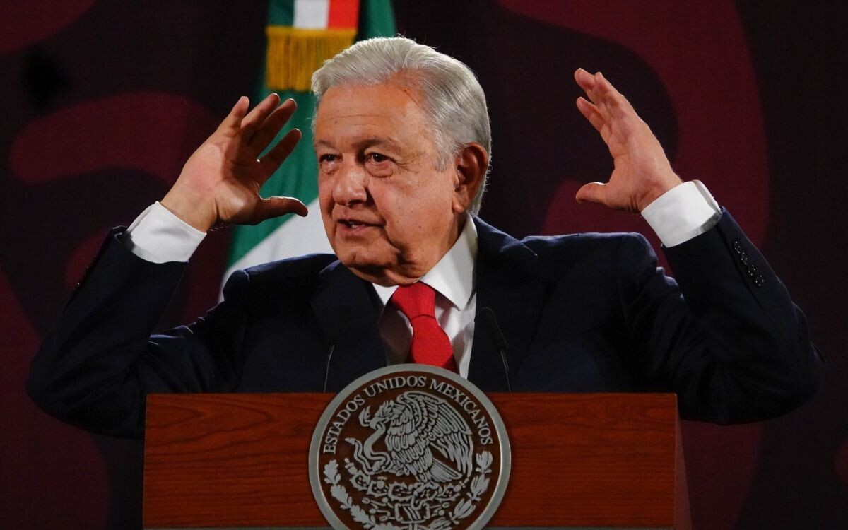 AMLO Анонсирует Праздник Закрытия Срока