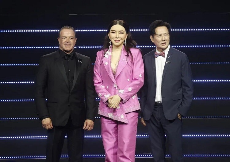 Президент Мексики потребовала прояснить ситуацию с владельцем бренда «Мисс Вселенная»