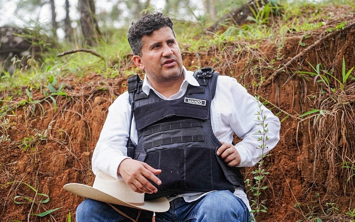 Объявлен розыск начальника охраны бывшего мэра Уруапана