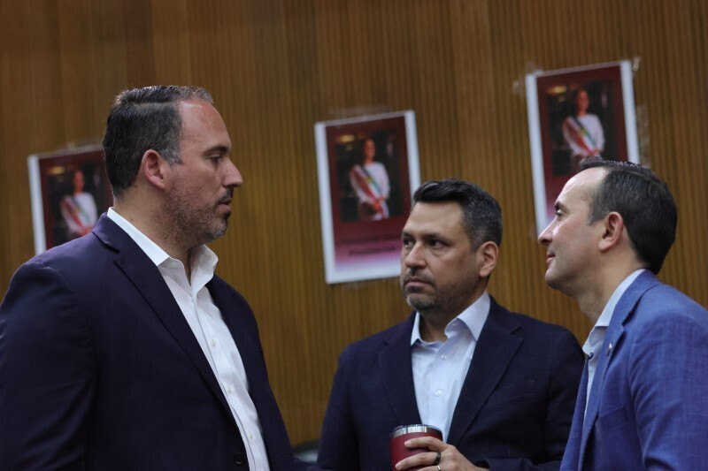 Political Battle Over Mexico's 2026 Budget