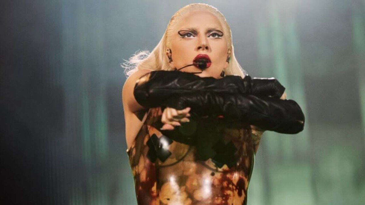 Lady Gaga Returns to Mexico City | Ours Abroad News