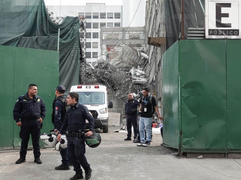 Three-story building collapses in Mexico City