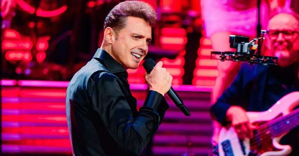 Luis Miguel Cancels Concerts Due to Health Reasons