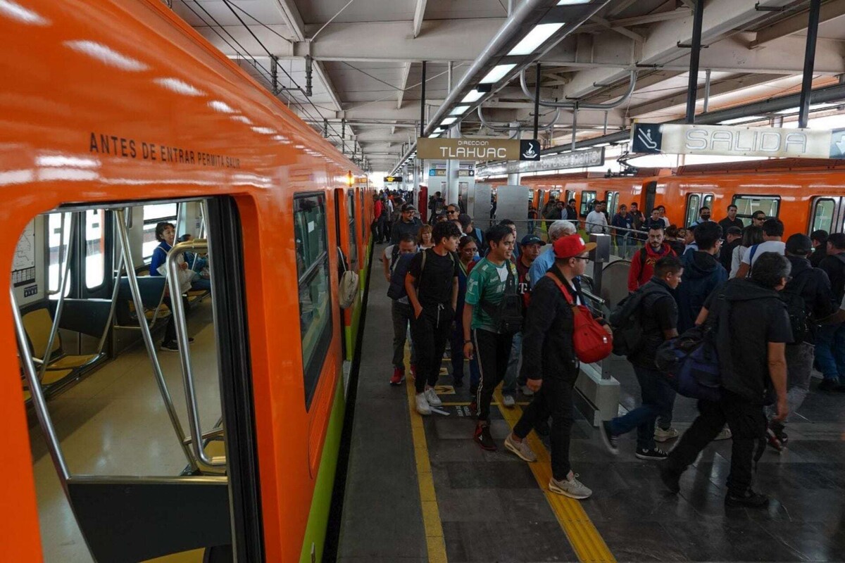 Metro CDMX Faces Delays and User Discontent