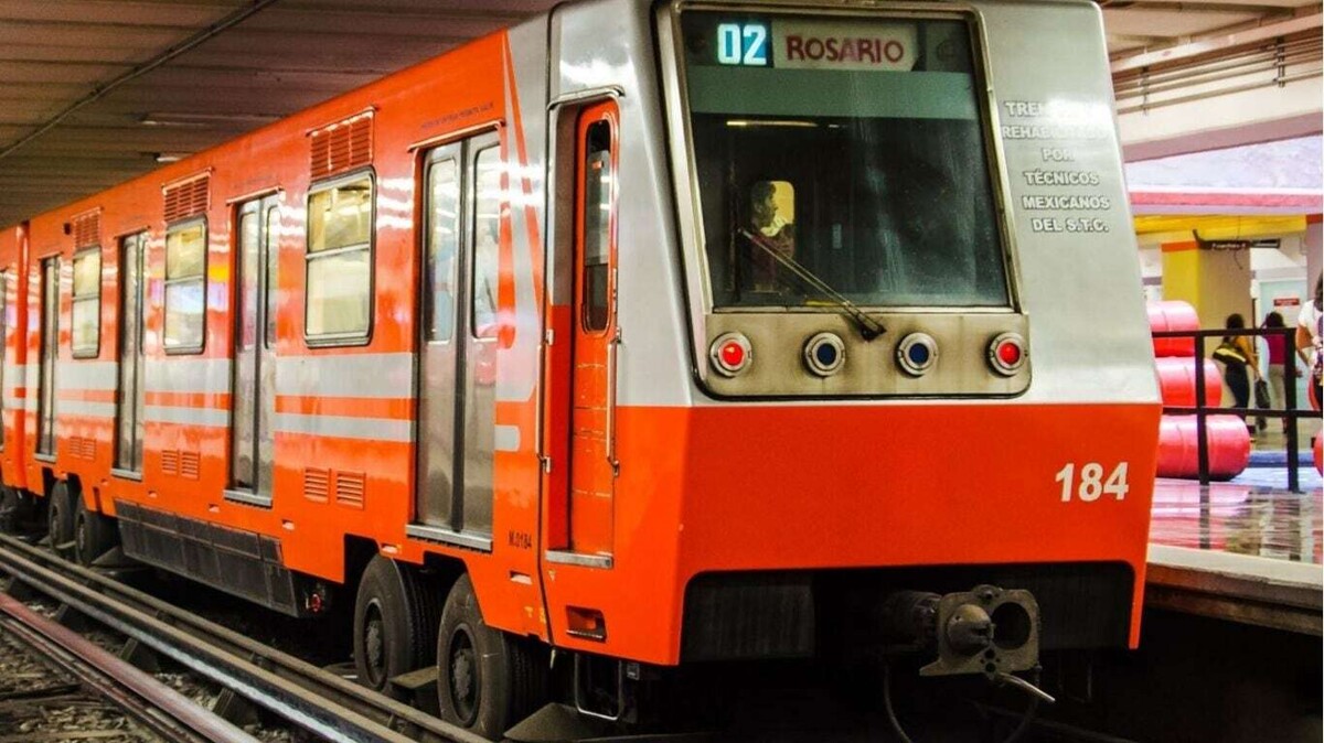 High Demand for Metro Services in Mexico City