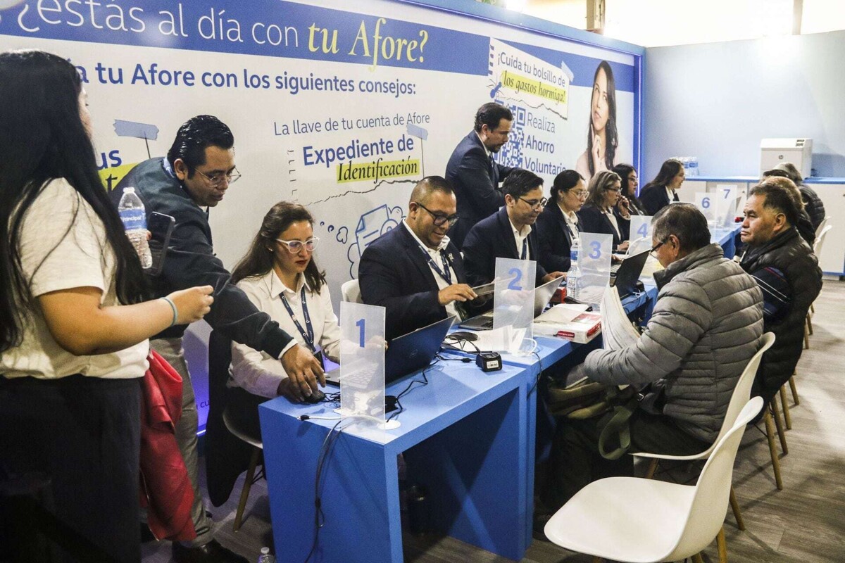 Mexican Retirement Savings Fuel U.S. Tech Infrastructure