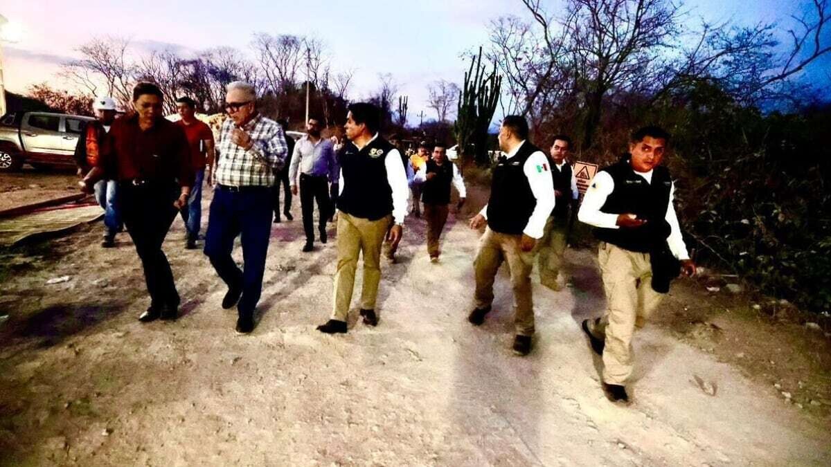 锡那罗亚州矿场矿工被困