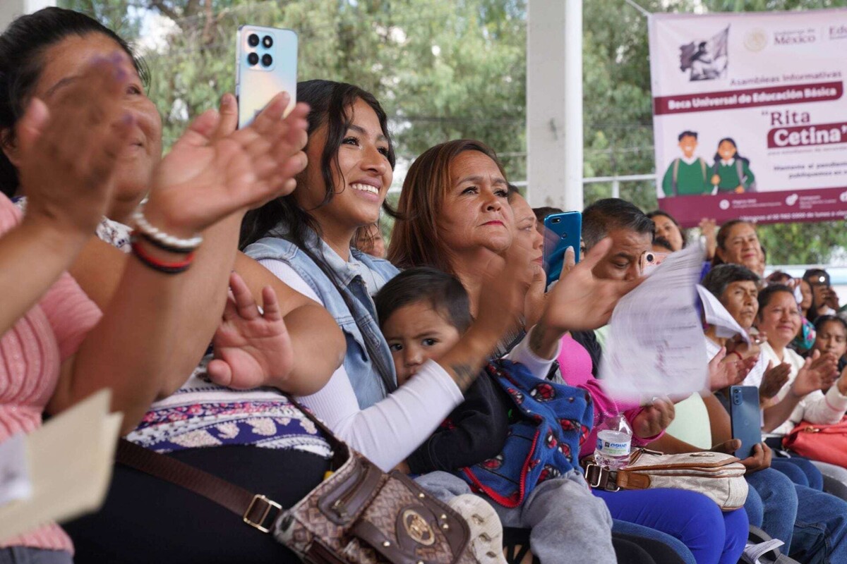 Rita Cetina Scholarships Delivery in Mexico