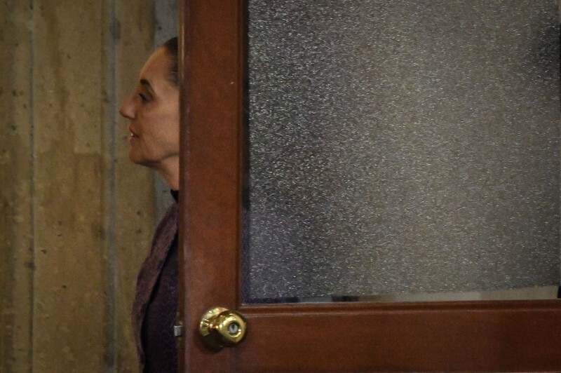 Sheinbaum Dismisses Link Between Meeting with Morena Leaders and Electoral Reform