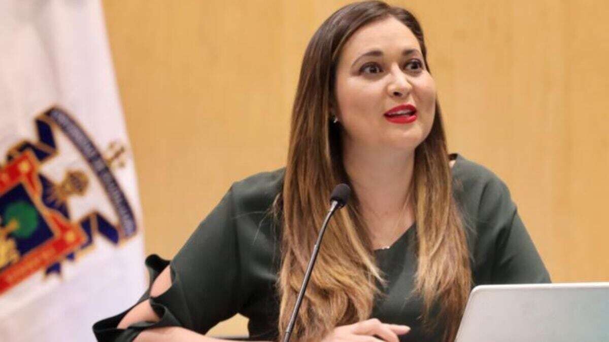 Синтия Лопес Кастро уходит из PRI на фоне политической неразберихи