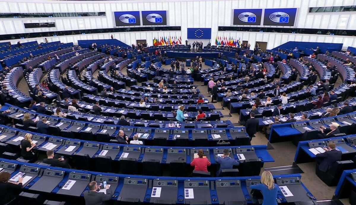 European Parliament Approves Strict Migrant Deportation Regulation