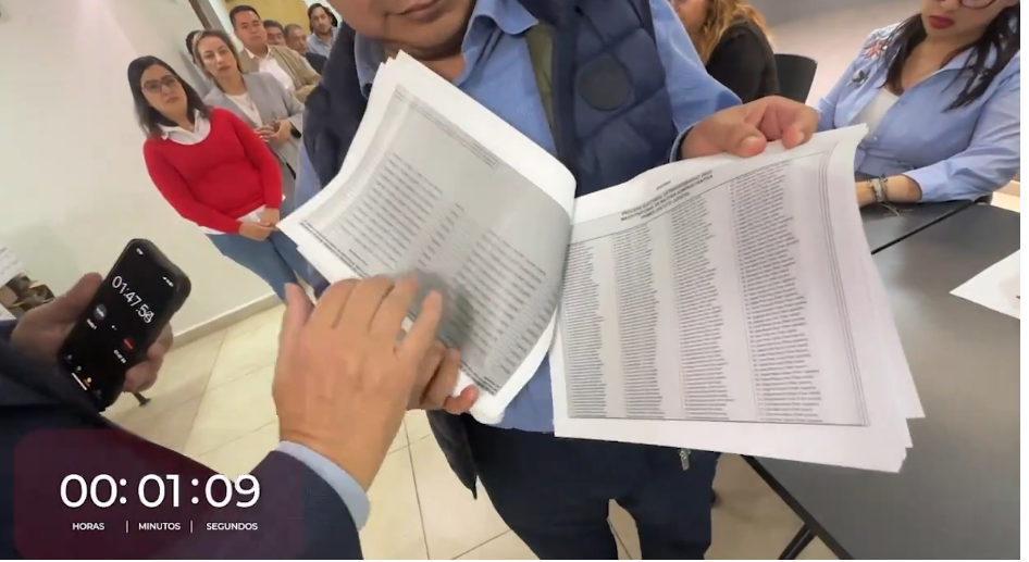 Симуляция голосования по судебной реформе в Мехико