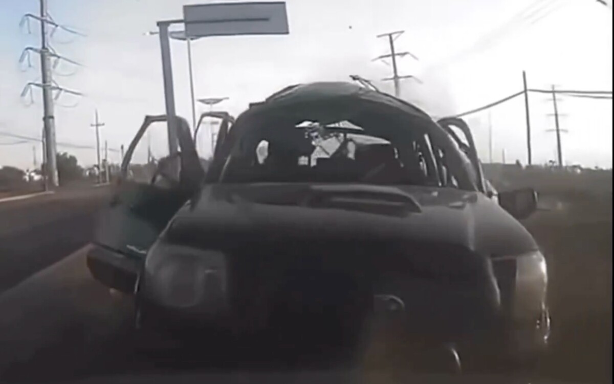 墨西哥-帕丘卡公路爆炸：两人死亡