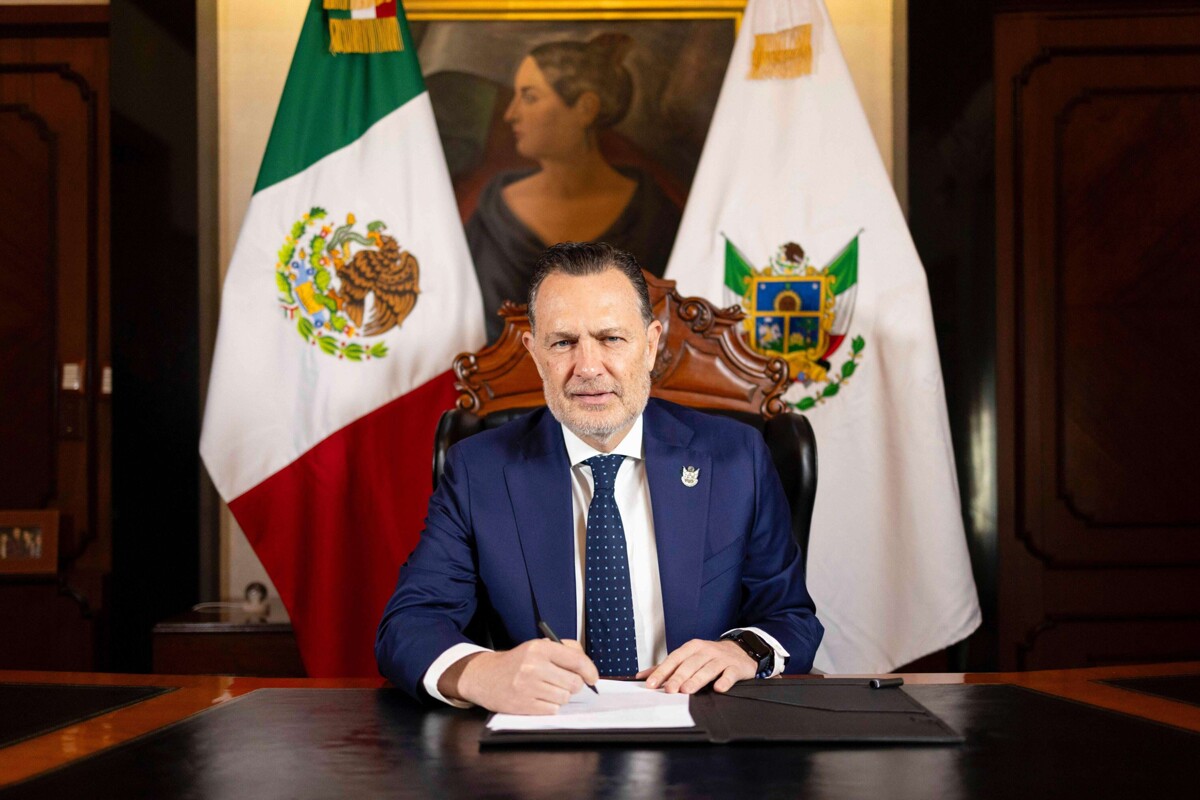 Querétaro's Governor Proposes Social Media Laws