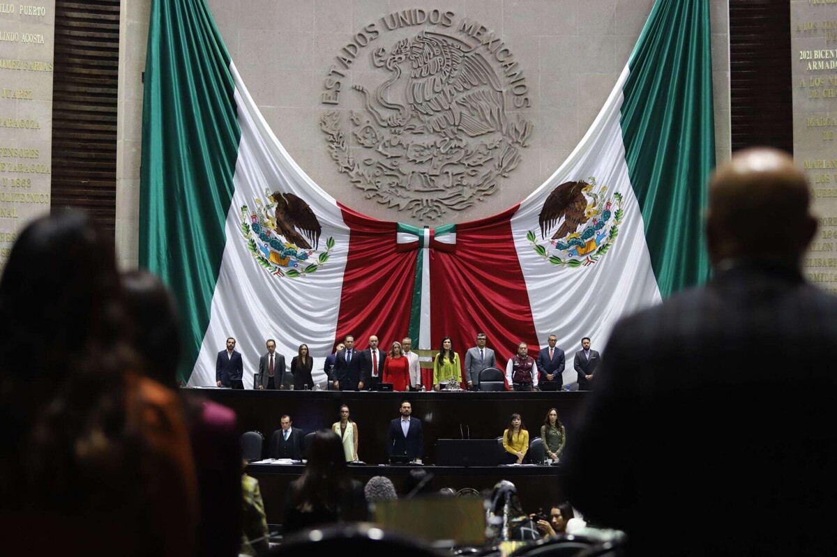 México: Senado aprueba reforma para limitar 'pensiones doradas'