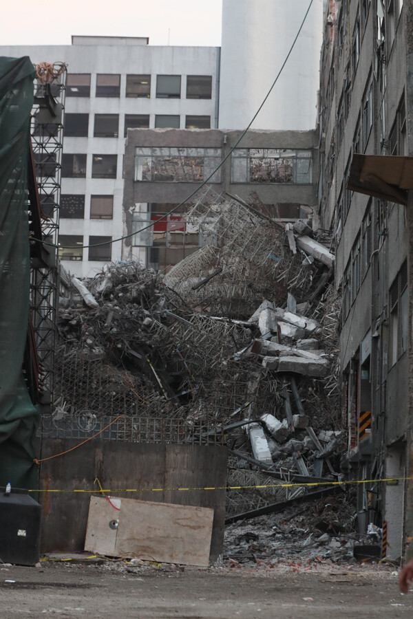 Глава Мехико: Расследование обрушения здания