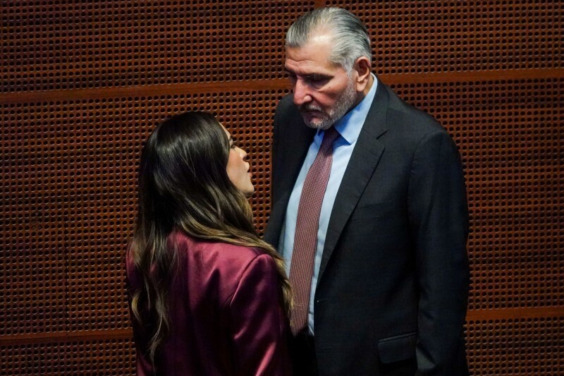 奇瓦瓦政治危机：参议员阿丹·奥古斯托下台但保留影响力