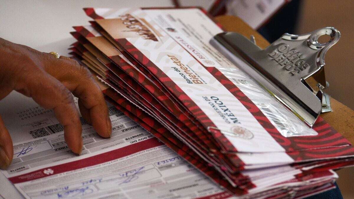 Новая пенсионная программа для пожилых женщин в Мексике