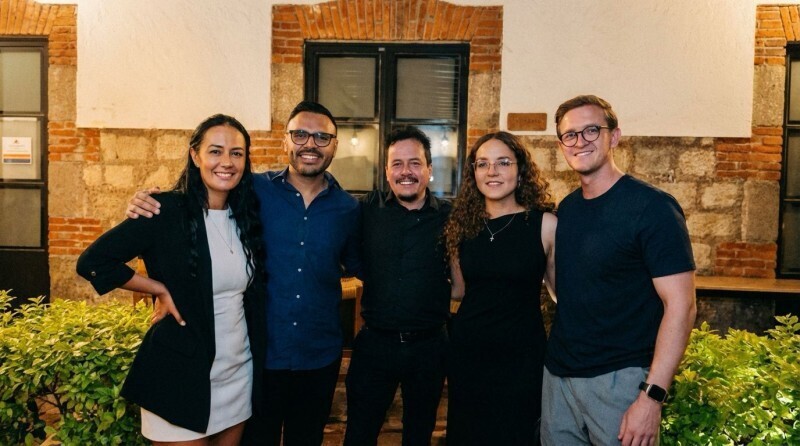 Mexican Parties Meet to Discuss Digital Polarization