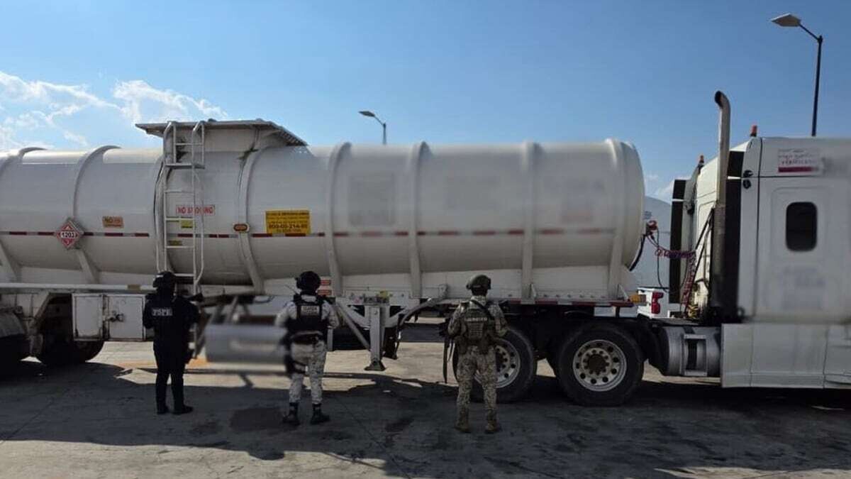 Секретариат безопасности Мексики конфисковал 99 000 литров топлива