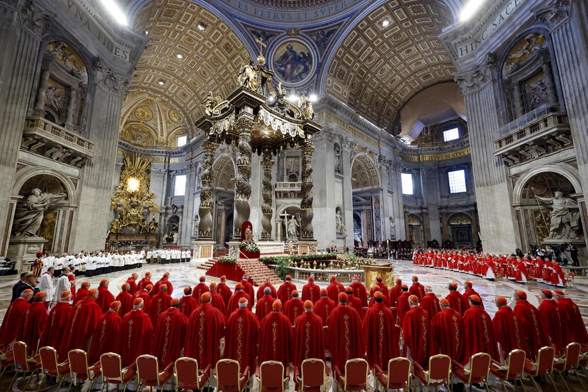 Survey Reveals Opinions on the Future of the Papacy