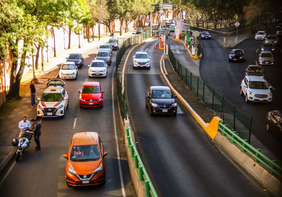 Сегодня не ездить: Ограничения в CDMX и штате Мексика