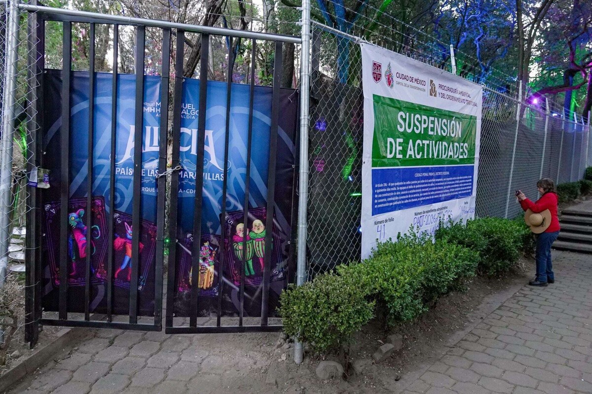 Mexico City Court Halts Park Work After Resident Protests