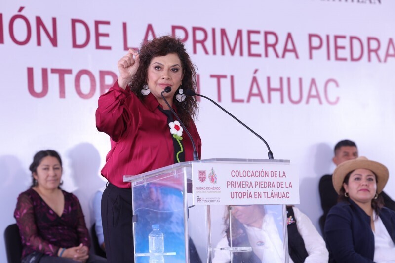 Mexico City Head Launches 'Utopias' Project in Tláhuac