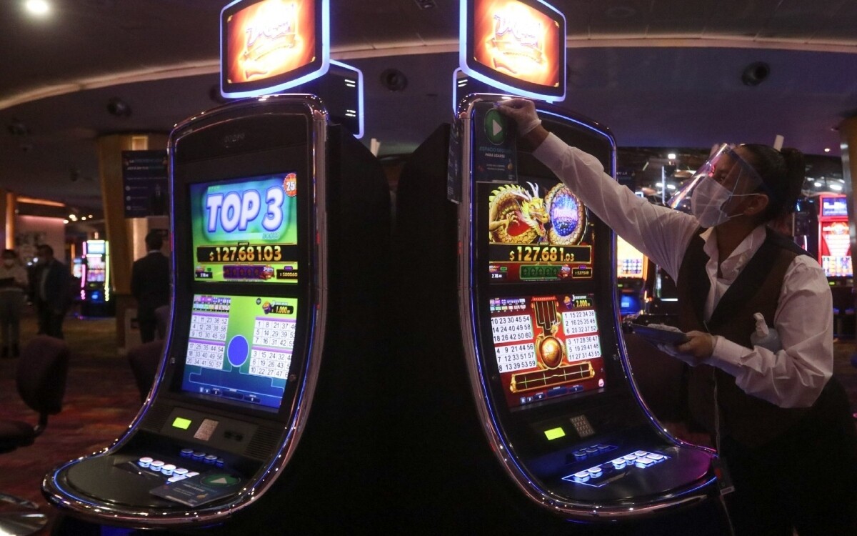 Мексика раскрыла схемы отмывания денег в казино