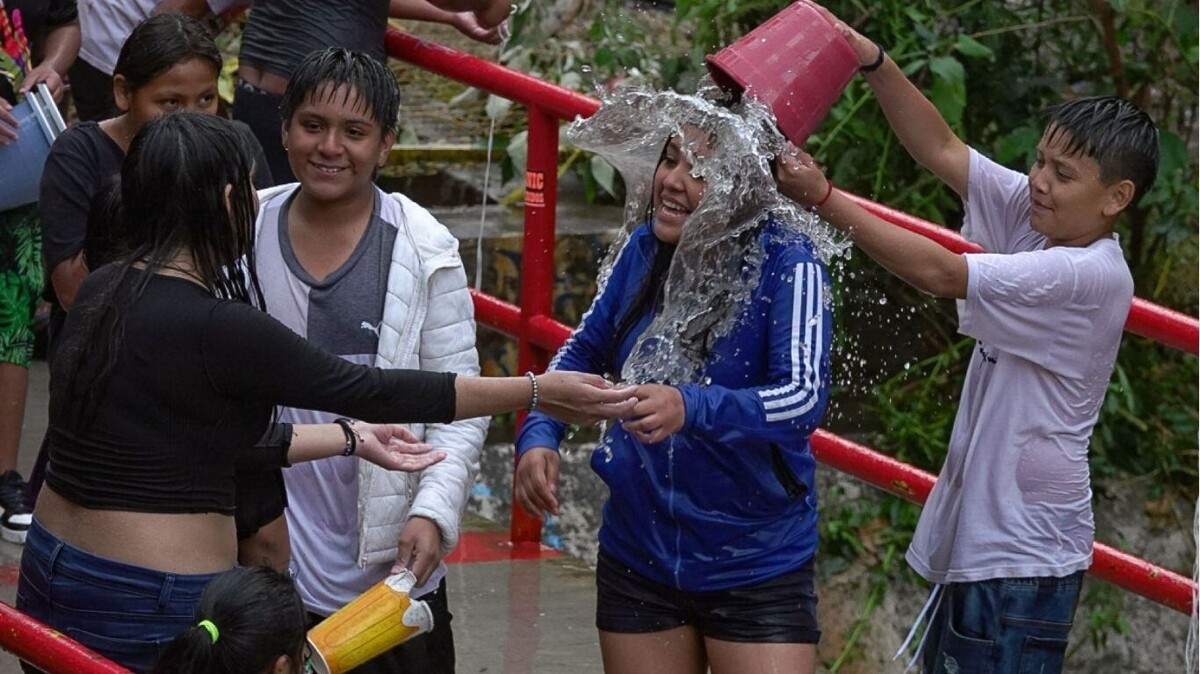 墨西哥城在圣周六期间加紧对水资源浪费的处罚