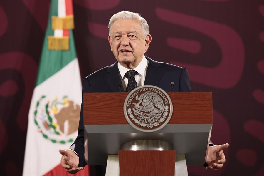 Президент Мексики признает борьбу криминальных групп на южной границе