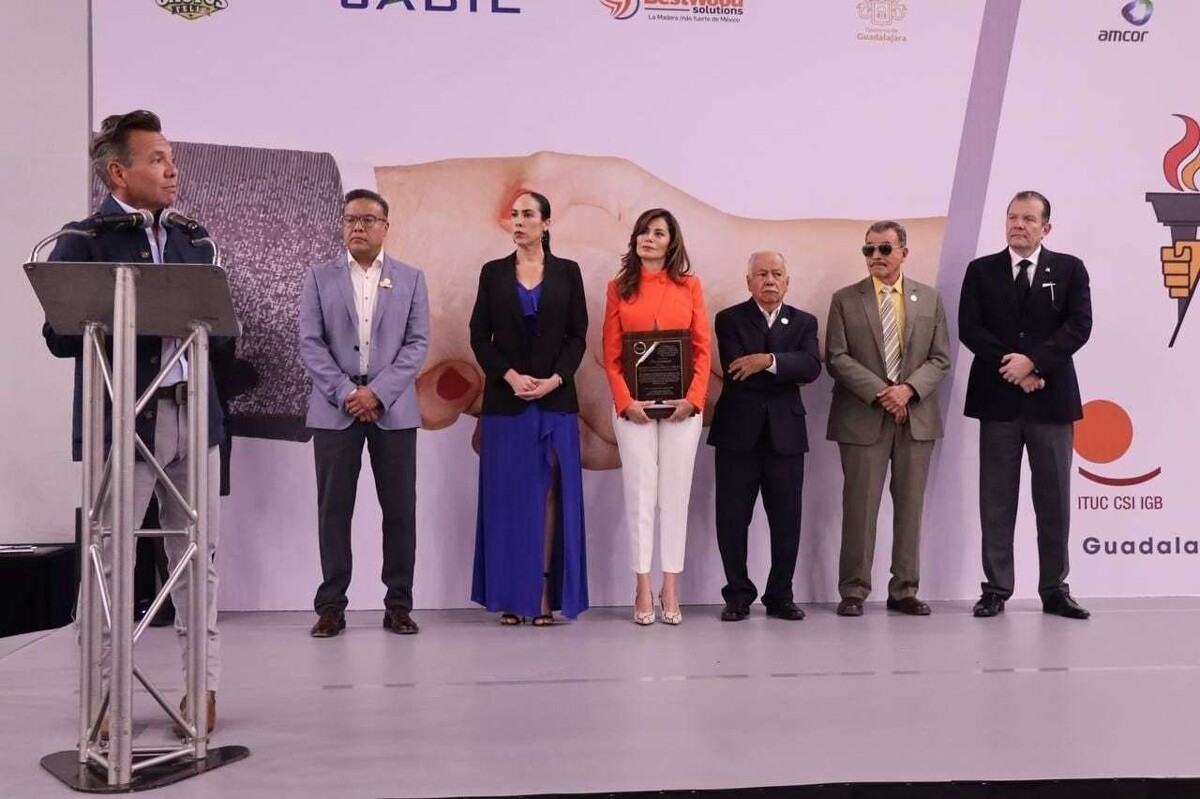 Guadalajara Government Awarded for City Cleaning Strategy