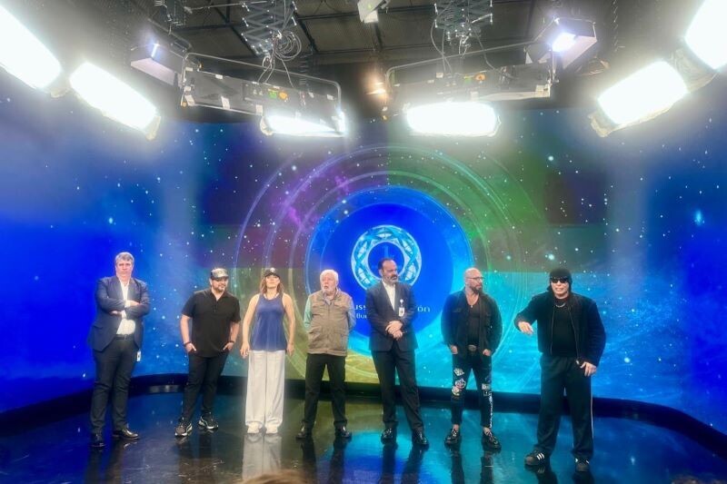 Maussan电视台庆祝其成立一周年，并取得高收视率