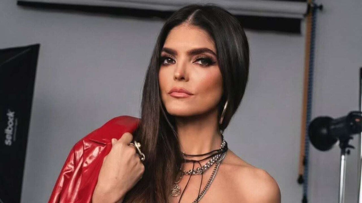 安娜·芭芭拉在丈夫不忠后申请离婚