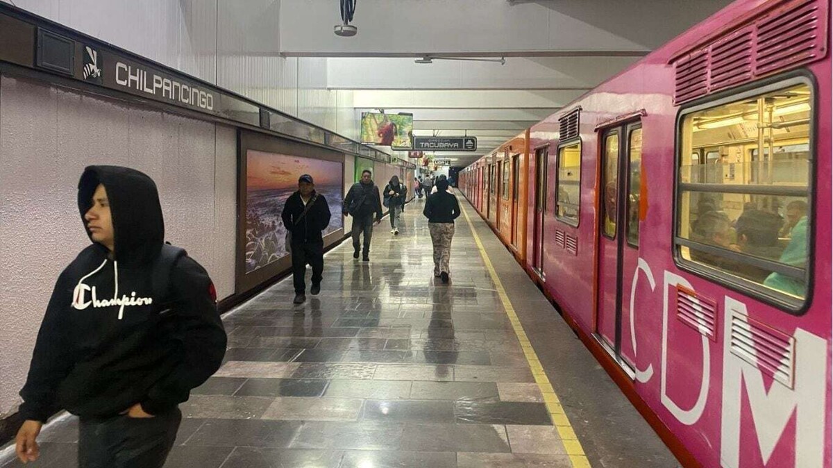 Metro Chaos in Mexico City Due to Delays