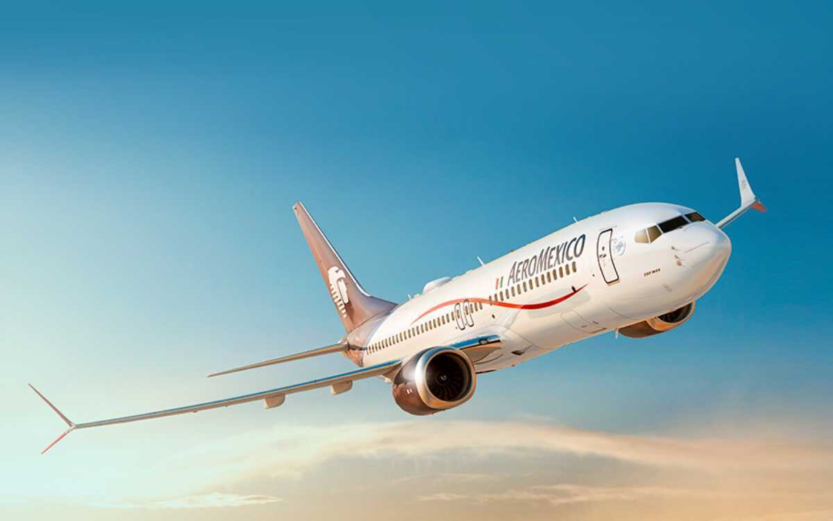 Aeroméxico Flight Makes Emergency Landing