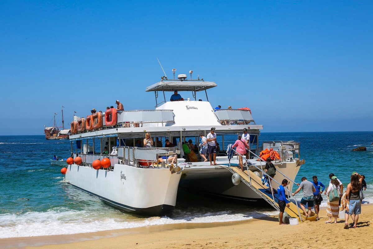 Un turista muere durante una actividad acuática en Puerto Vallarta