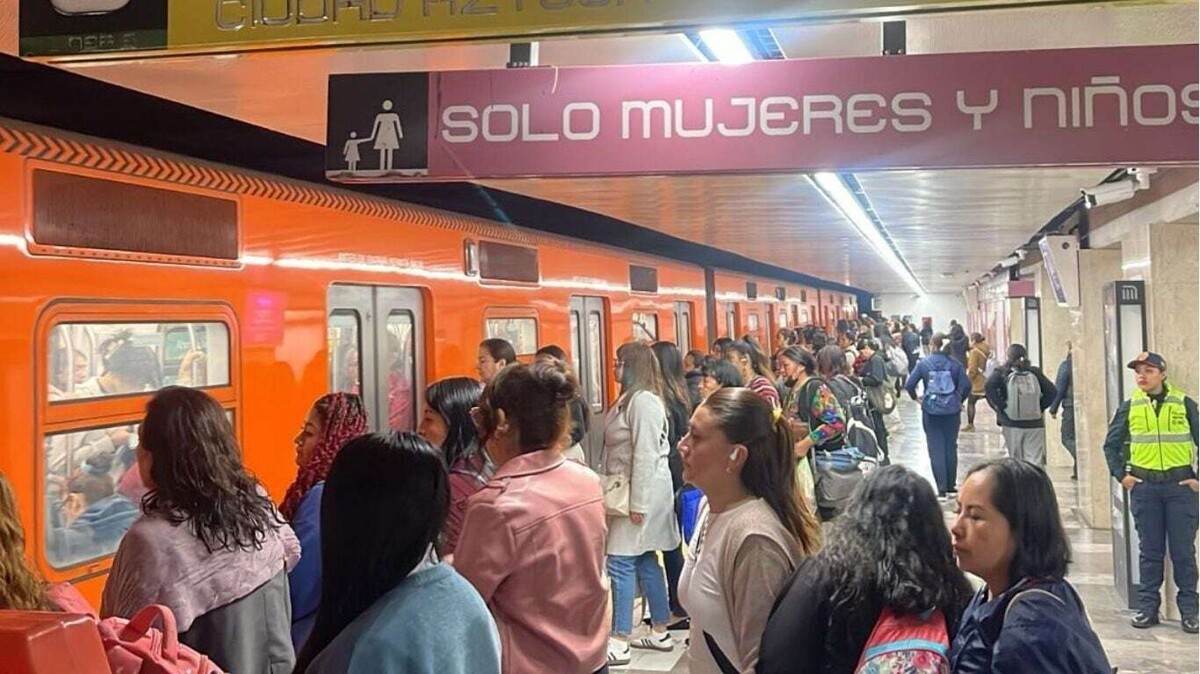 Delays and Overcrowding in Mexico City Metro