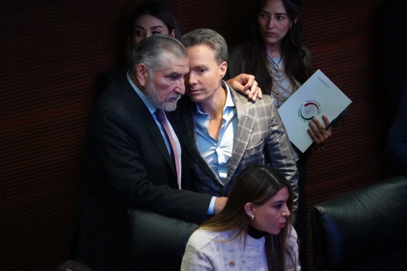 Политический кризис в Мексике из-за «Закона о супруге»