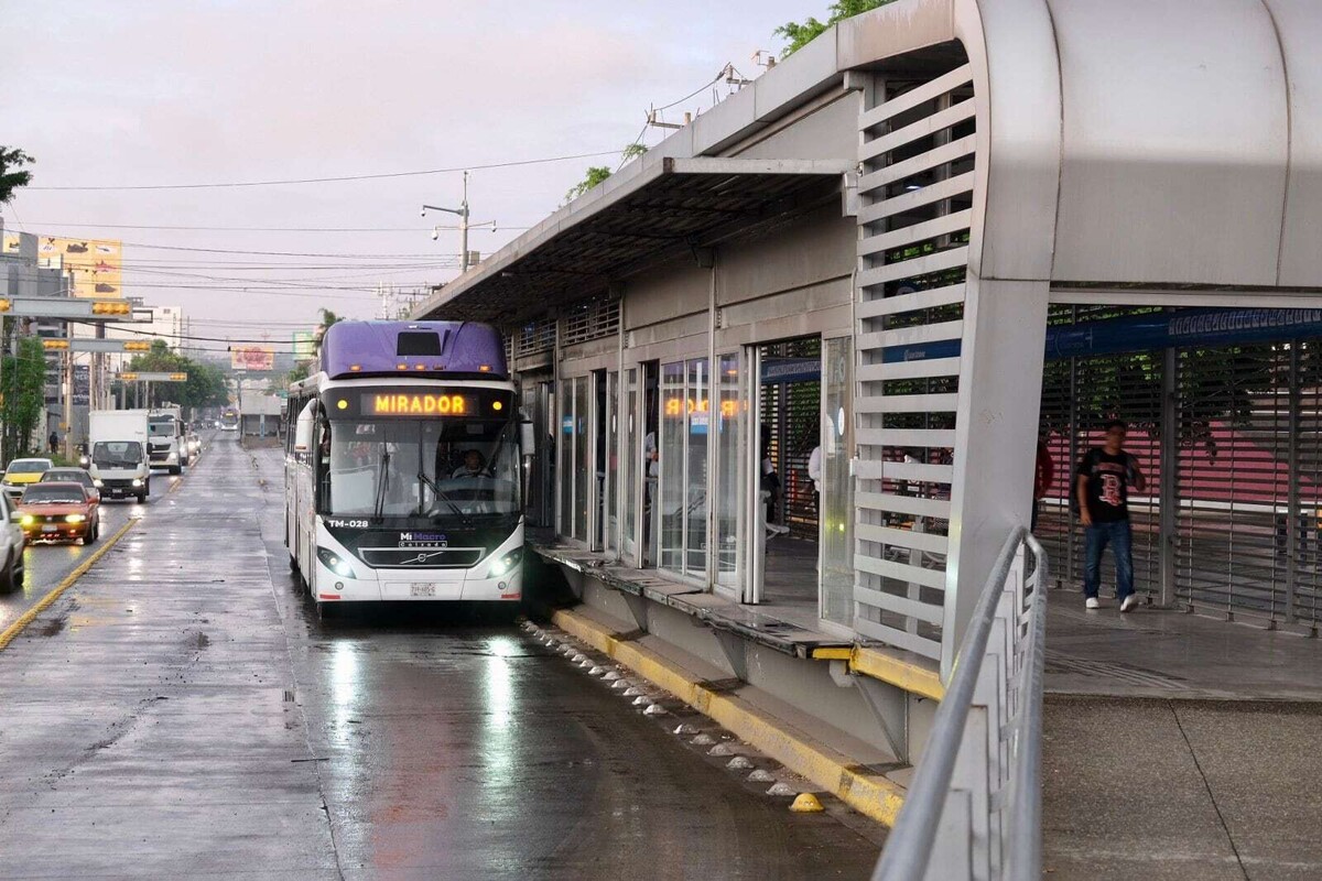 16th Anniversary of Guadalajara's Macrobús Service