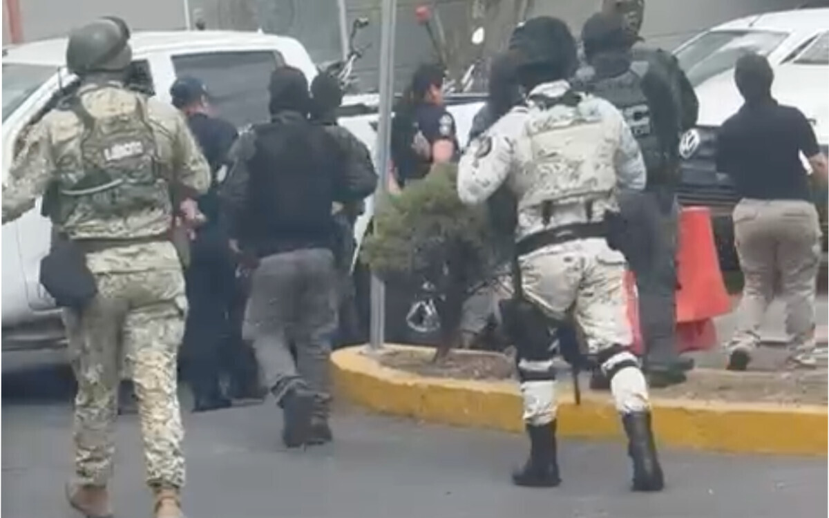 Арест полиции в случае насильственного исчезновения