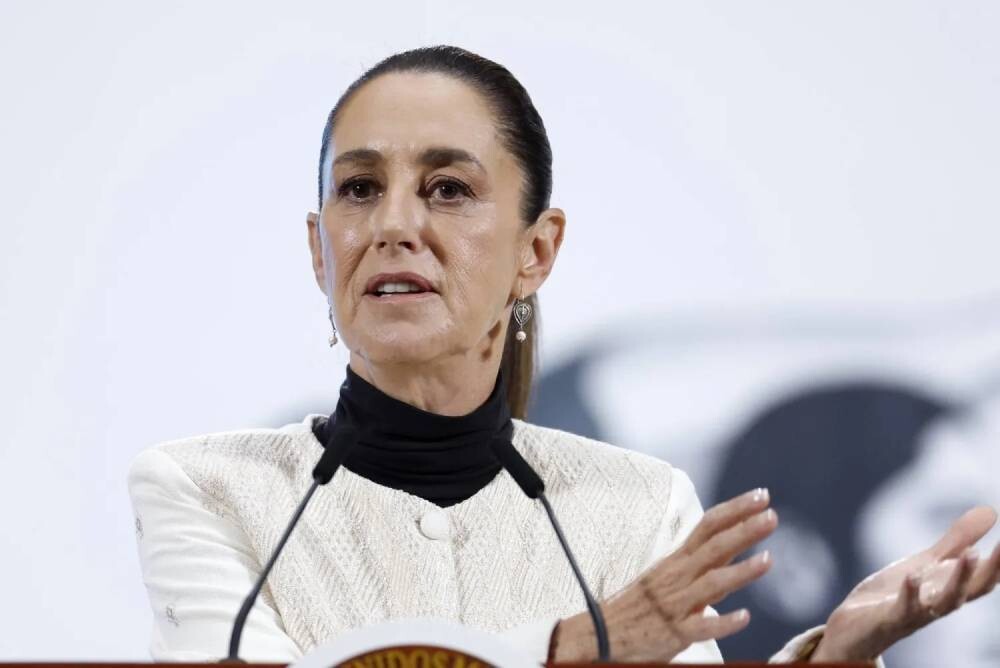 Сотни тысяч человек собрались в Мехико