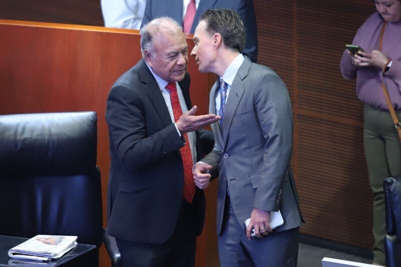 PT и Зеленые рассматривают создание третьей политической силы в Мексике