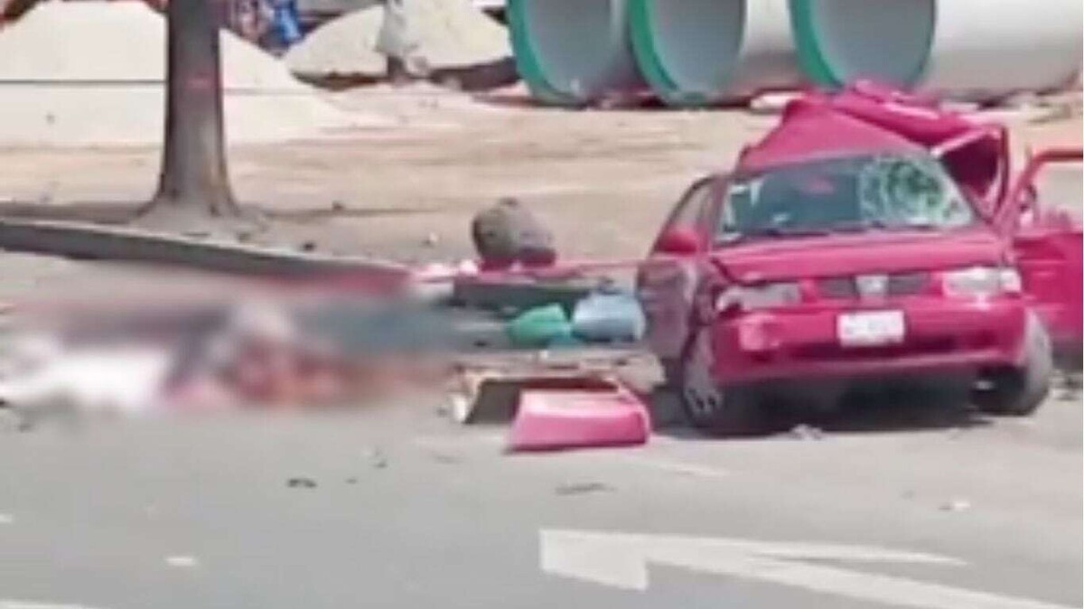 Тяжелая авария в Истапалапе: фура сбила двух рабочих