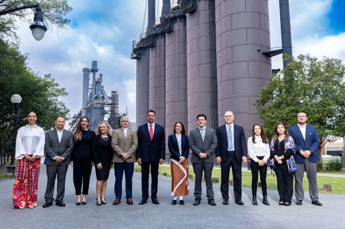 Reopening of Sesame Plaza in Monterrey