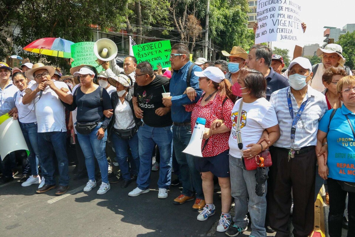Major March in Mexico City Against Market Regulations
