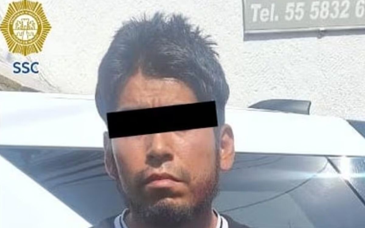 Полицейские Мехико задержали мужчину, избившего свою мать