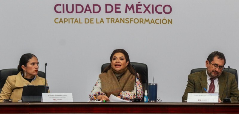 Глава Мехико отрицает применение насилия полицией во время марша