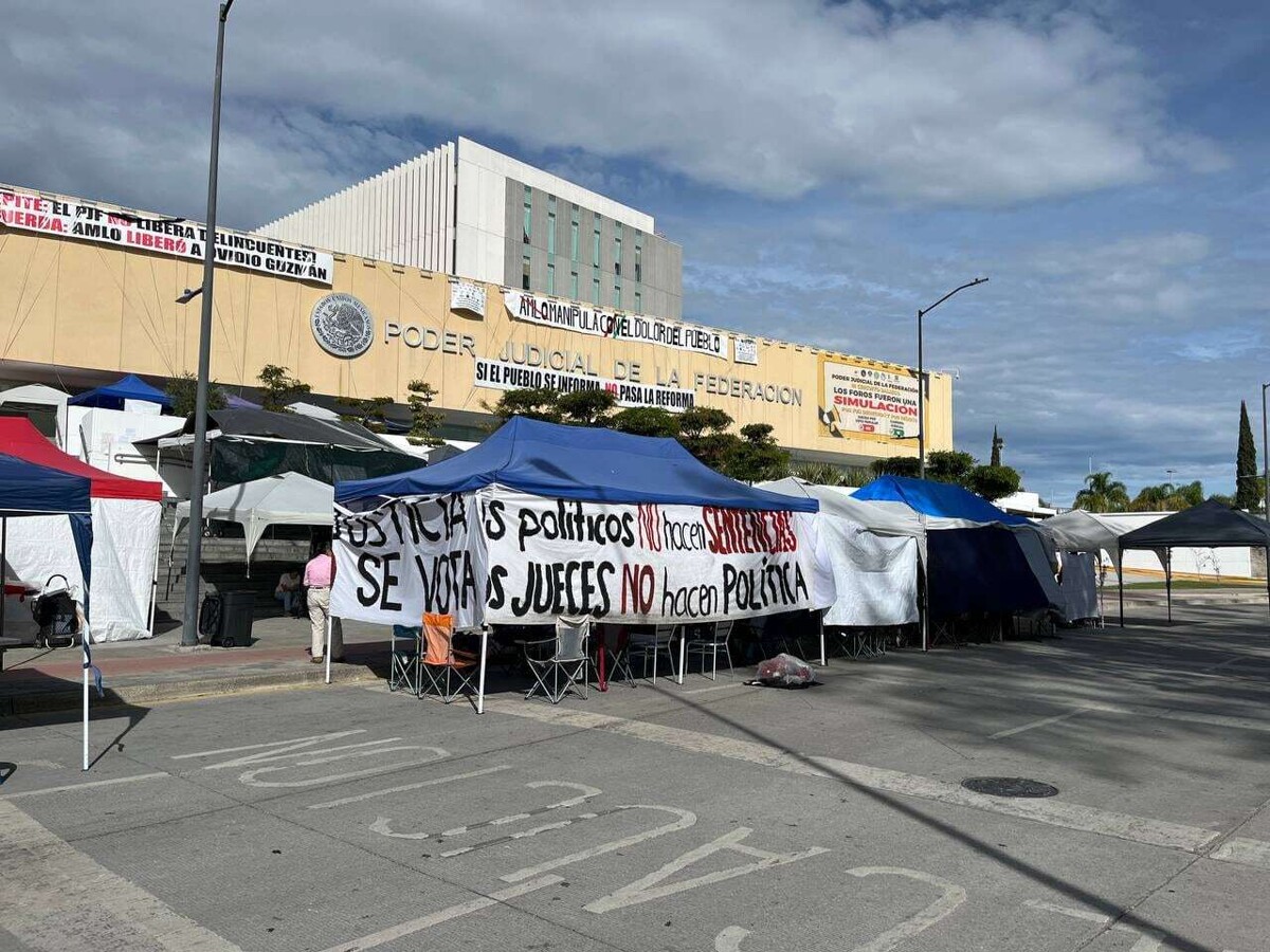 Judicial Workers Protest in Zapopan